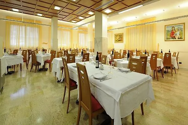 Adler 3* 阿拉西奥